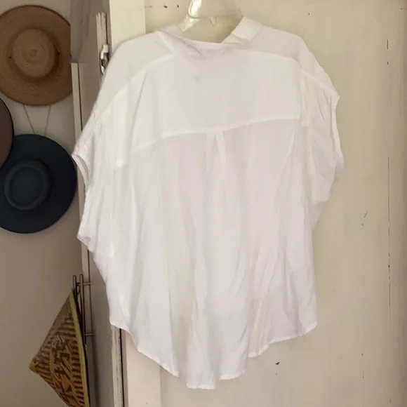 Anthropologie - Picture 3 of 3